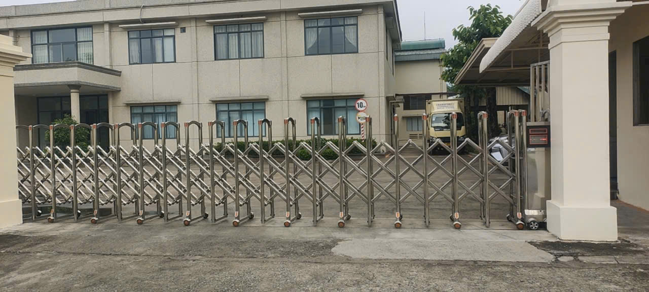Cửa Cổng Xếp Vũng Tàu. Cổng Xếp inox - nhôm Bà Rịa. Barrier Thanh Chắn Vũng Tàu giá rẻ